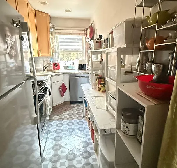 8705 Plymouth St — Photo 4