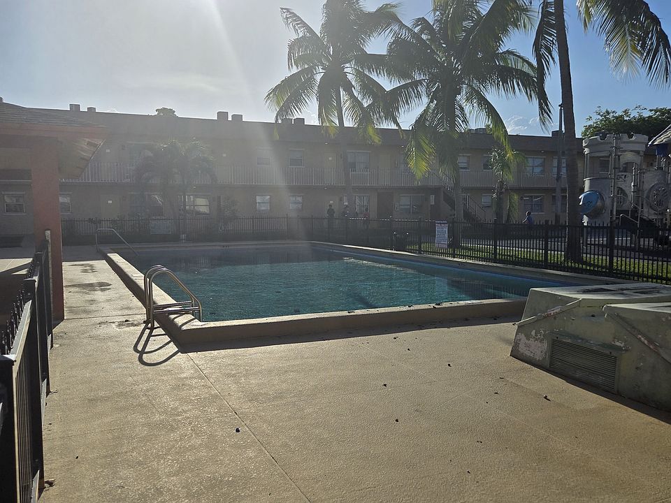 1st image of 101 NE 41st St APT A10
