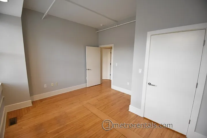 32 Warren St — Photo 12