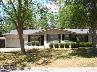 1558 Mesquite St, Wichita Falls, TX 76302