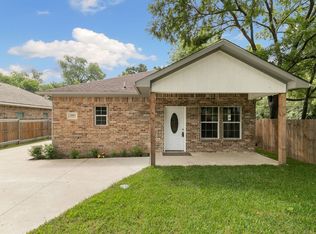 2082 Cool Mist Ln, Dallas, TX 75253