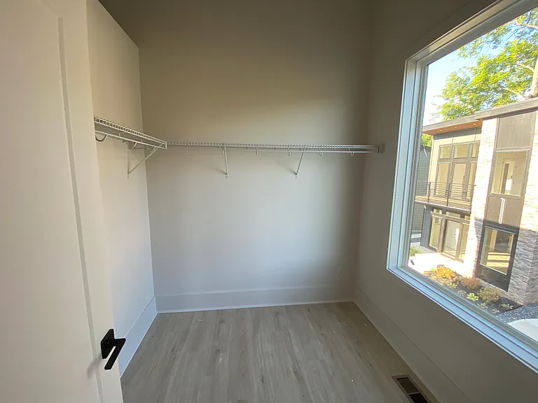 511 Nightfire Ct — Photo 11