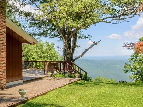 205 Hartshorn Rd, Wawarsing, NY 12420