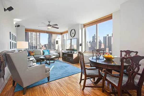 Sold by Corcoran | media 21