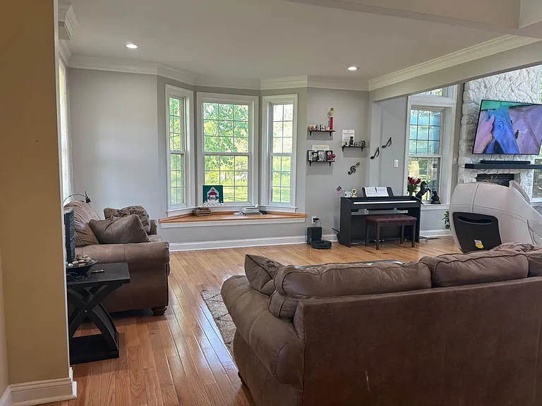 501 Rain Tree Cir — Photo 3