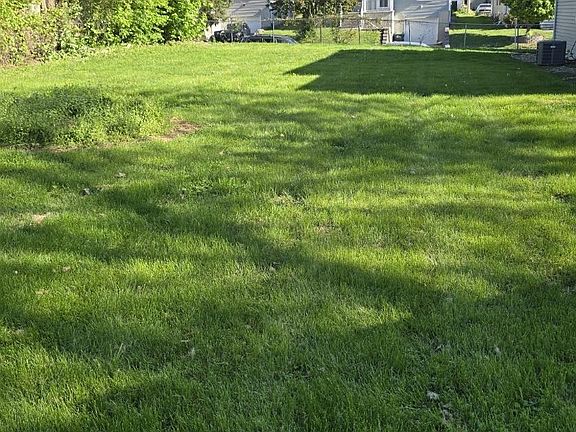 4th image of 4311 Burdette St