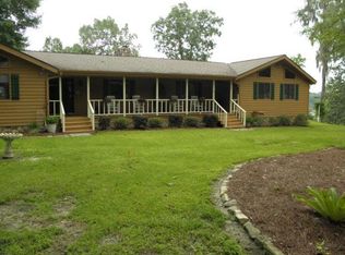 729 Holland Road Ext, Baxley, GA 31513