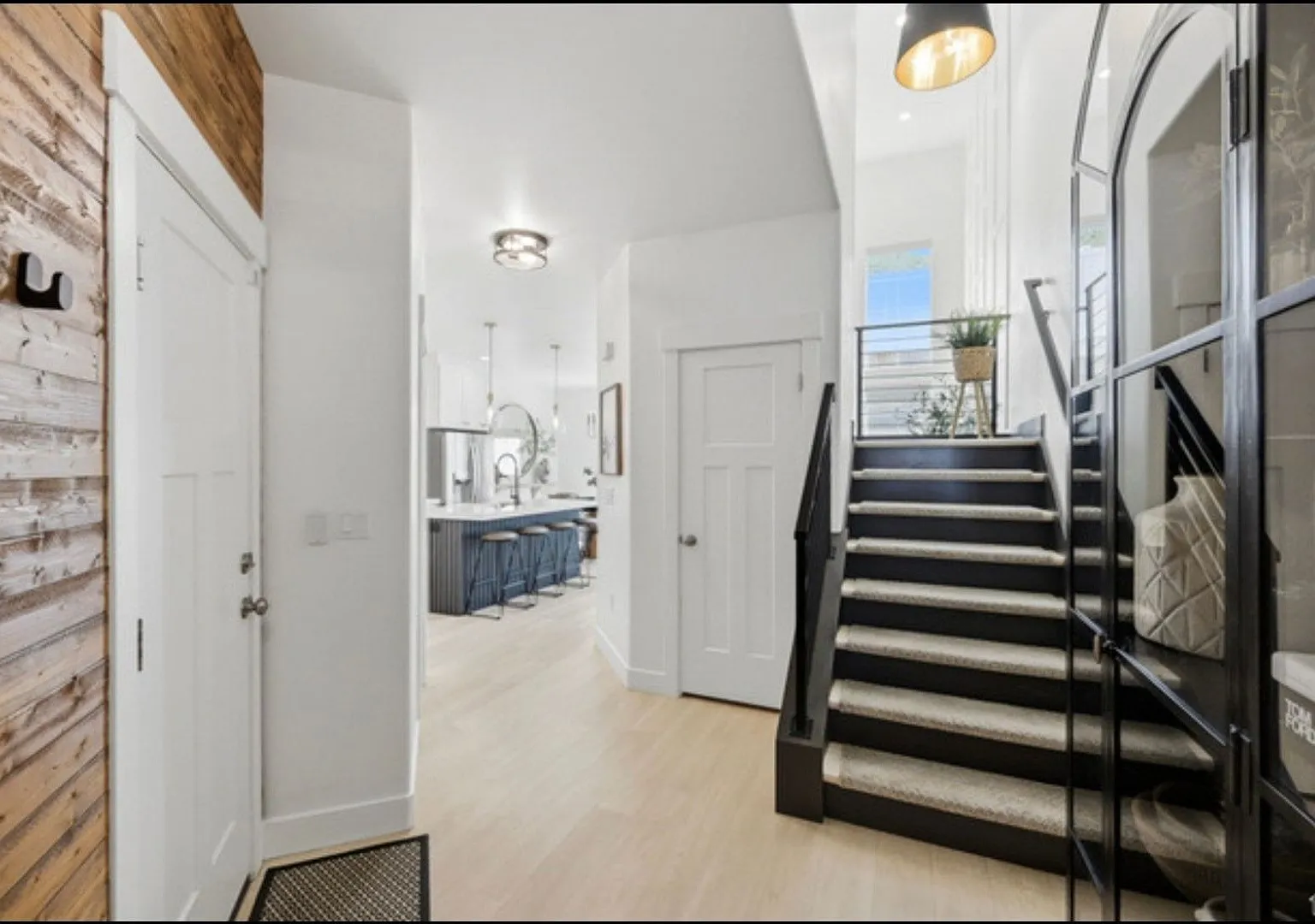 Luxury Farmington Home | 3 Beds | Mountain Views, Near Farmington Station — Photo 3