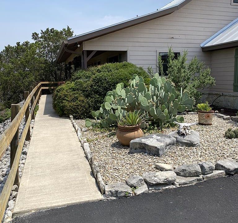 1st image of 150 Shalako Dr