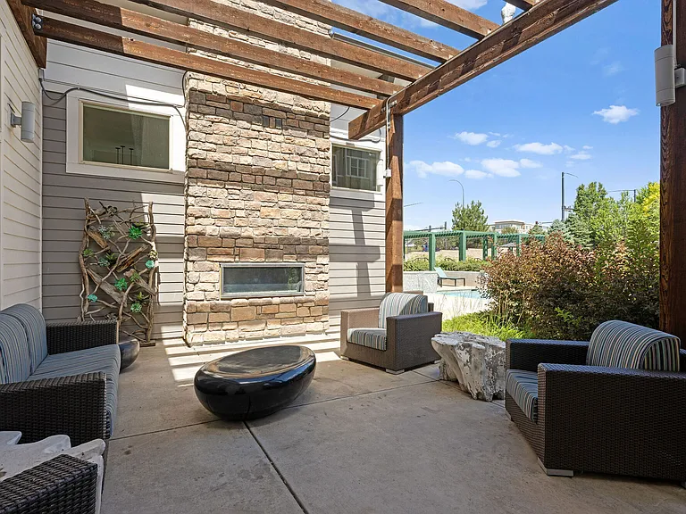 HiLine at Littleton Commons apartments community photo