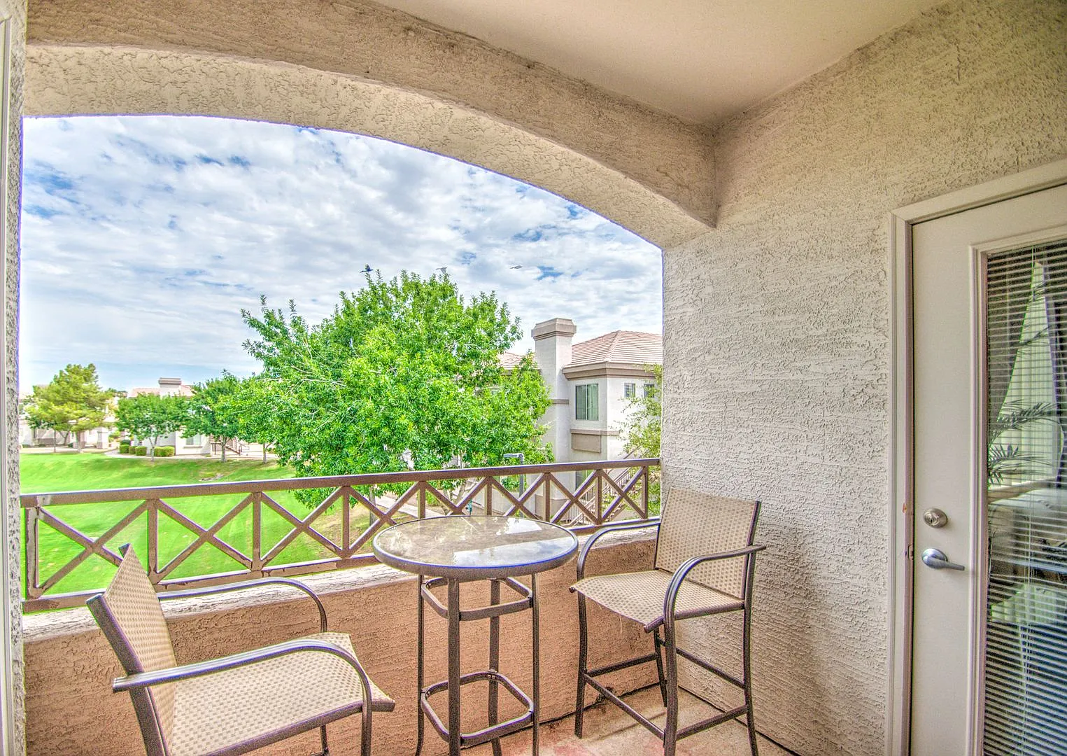 Fully Furnished rental, 1 bed!! — Photo 4