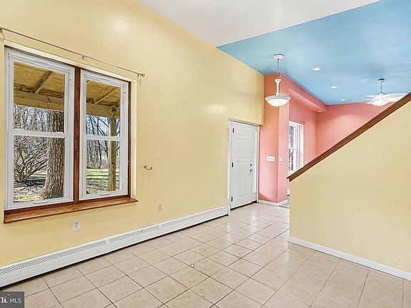 4th image of 432 Ash Rd