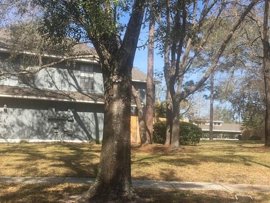 2nd image of 4618 Lighthouse Cir