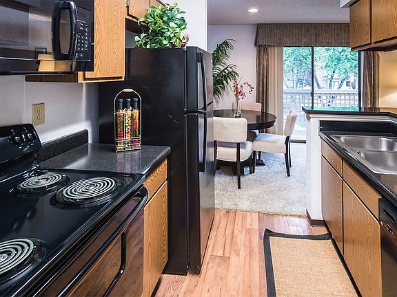 2nd image of 4400 Horizon Hill Blvd #3509