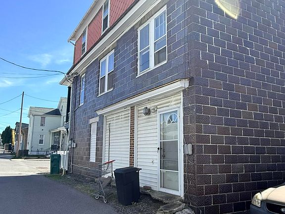 2nd image of 24 N Willow St