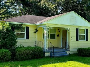 1803 Old Bay Springs Rd, Laurel, MS 39440