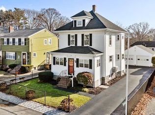 86 Standish St, Weymouth, MA 02191