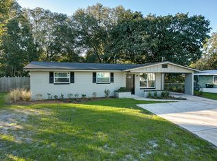 10450 Greenmore Dr, Jacksonville, FL 32246