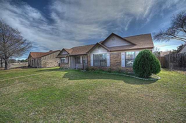 1st image of 1404 Wyndham Dr