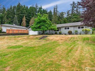 2950 Madrona Drive, Longview, WA 98632
