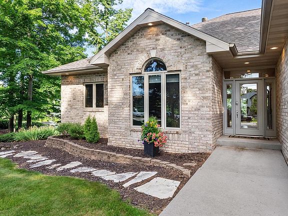 4th image of 2226 Fairfield LANE