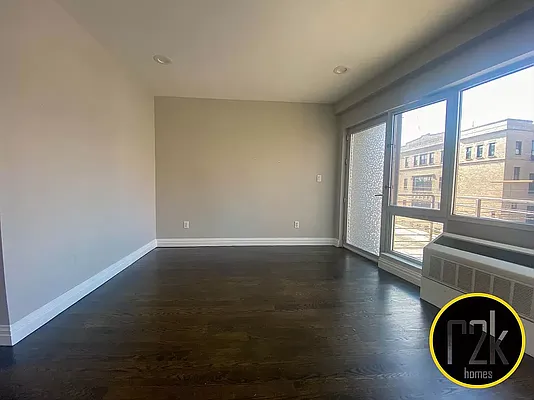 Rented by Realty 2000 Corp | media 23