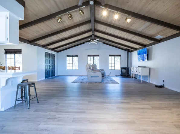 29682 Yosemite Springs Pkwy, Coarsegold, CA 93614