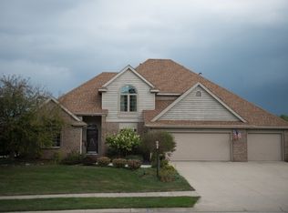 11718 Eagle Creek Pass, Fort Wayne, IN