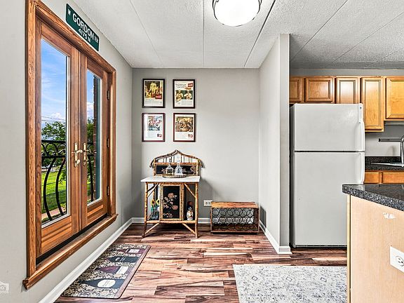5th image of 711 W Gordon Ter APT 310