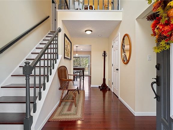 4th image of 1245 Woodhill Dr