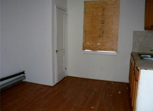 5th image of 1544-46 Mandolin St