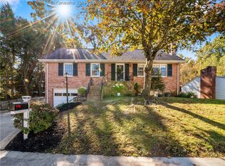 410 Rock Holly Rd, Charleston, WV 25314