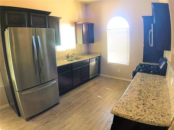 5th image of 14403 Loma Esmeralda Dr