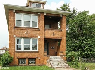 8208 S Escanaba Ave #2, Chicago, IL 60617