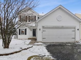 247 Aspen Cir, Gilberts, IL 60136