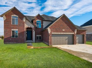 51661 Valley View Dr, New Baltimore, MI 48051