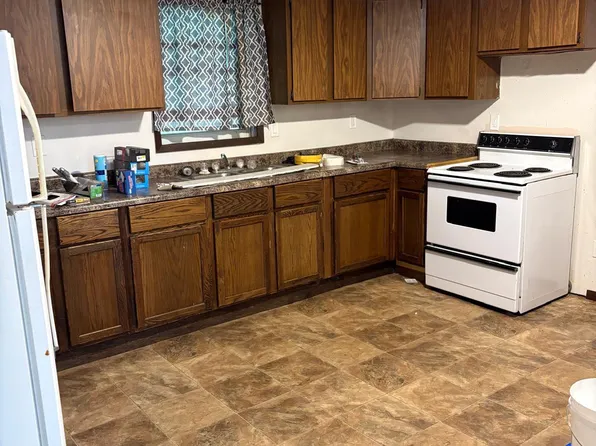 115 Walnut St, Ringsted, IA