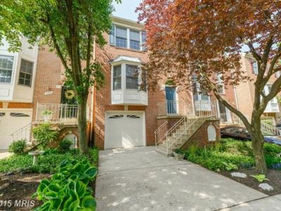 6352 Crooked Oak Ln, Falls Church, VA, 22042