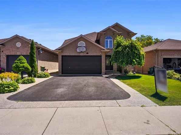 19 Konstantine Ct, Hamilton, ON L9B 2T3