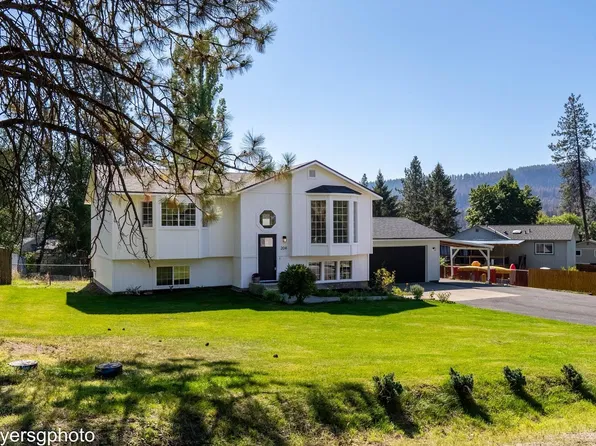 204 Lemon Dr, Nine Mile Falls, WA 99026