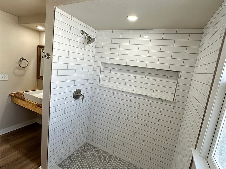 2014 Cardinal Dr — Photo 3