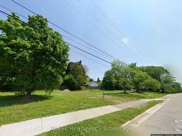 1307 Haist St, Pelham, ON L0S 1M0