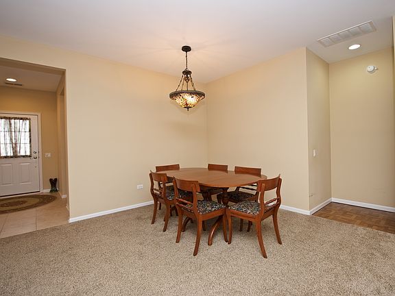 4th image of 1607 Vantage Dr
