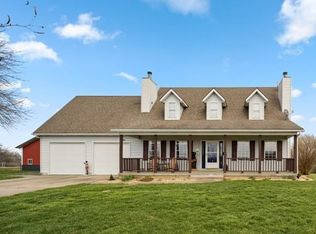 11211 S Gibson Rd, Lone Jack, MO 64070