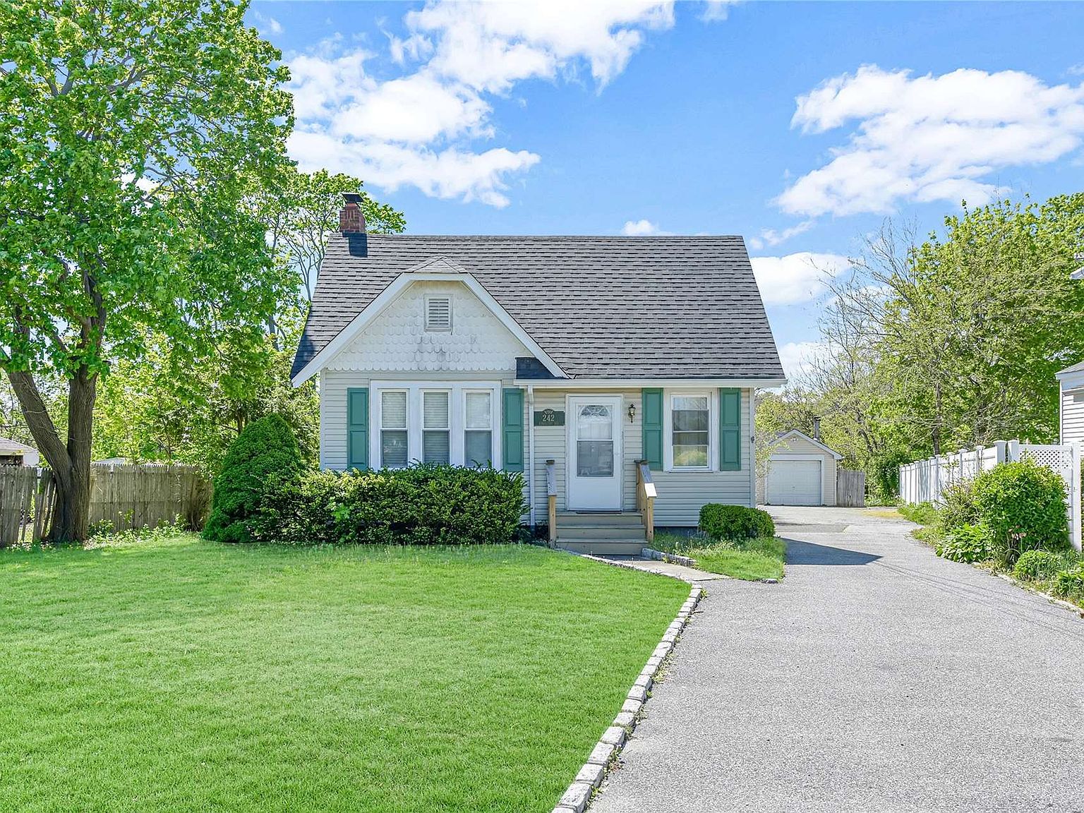 242 Lakeland Avenue, Sayville, NY 11782 Zillow