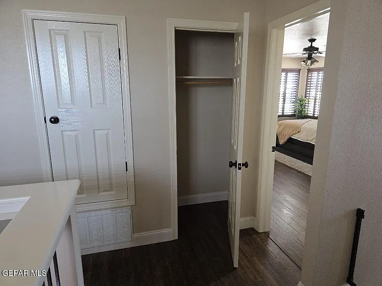 12867 Hidden Grove Dr — Photo 24