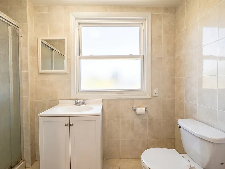 113 Grove St — Photo 13