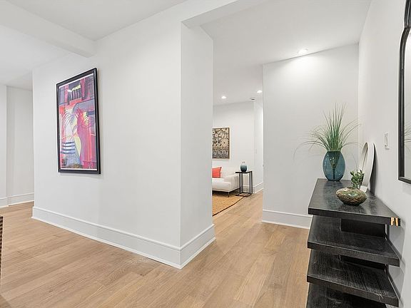 4th image of 14809 Northern Blvd APT 1D