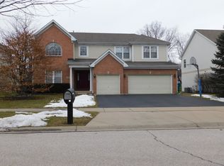 541 Farrington Ct, Buffalo Grove, IL