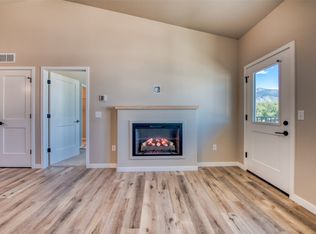 159 Canyon Falls Way #207, Hamilton, MT 59840